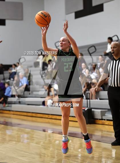 Thumbnail 2 in Myers Park @ Ardrey Kell photogallery.