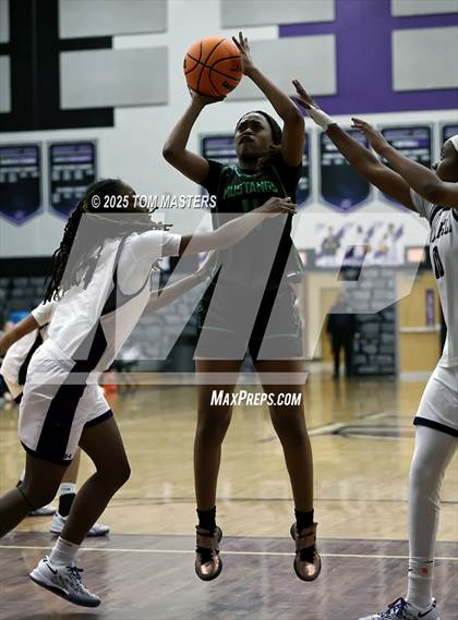 Thumbnail 1 in Myers Park @ Ardrey Kell photogallery.