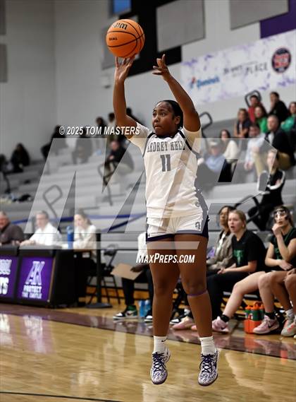 Thumbnail 2 in Myers Park @ Ardrey Kell photogallery.