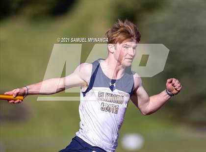 Thumbnail 1 in Metro Conference Track and Field Meet (4X100 Meter) photogallery.