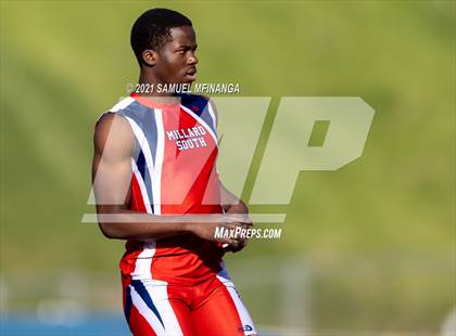 Thumbnail 3 in Metro Conference Track and Field Meet (4X100 Meter) photogallery.