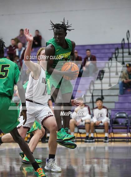 Thumbnail 3 in Kearns vs. Elko (Riverton Holiday Tournament) photogallery.