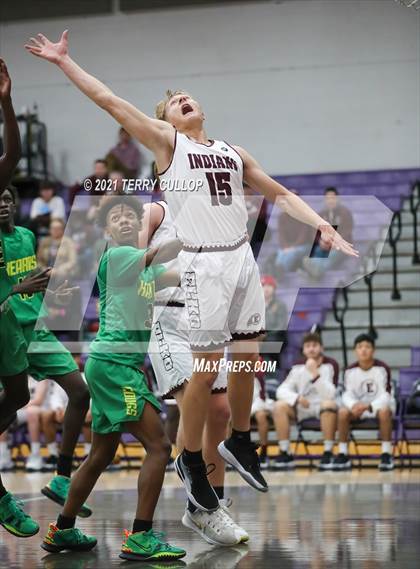 Thumbnail 3 in Kearns vs. Elko (Riverton Holiday Tournament) photogallery.