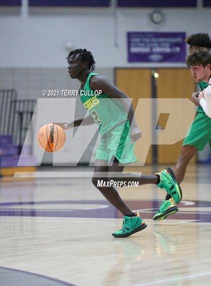 Thumbnail 1 in Kearns vs. Elko (Riverton Holiday Tournament) photogallery.