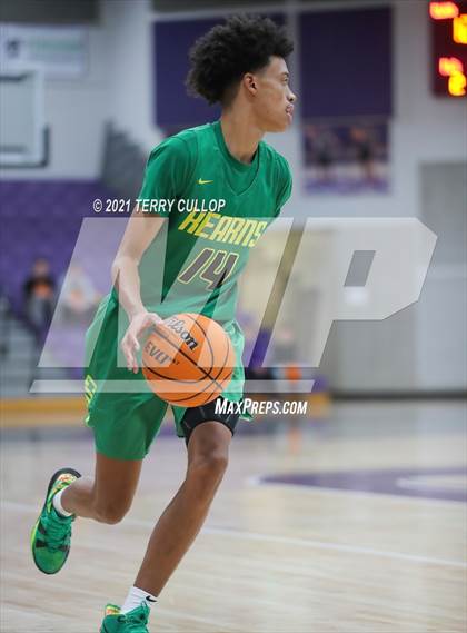 Thumbnail 2 in Kearns vs. Elko (Riverton Holiday Tournament) photogallery.