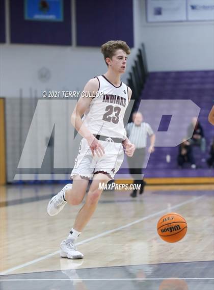 Thumbnail 3 in Kearns vs. Elko (Riverton Holiday Tournament) photogallery.