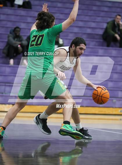 Thumbnail 3 in Kearns vs. Elko (Riverton Holiday Tournament) photogallery.