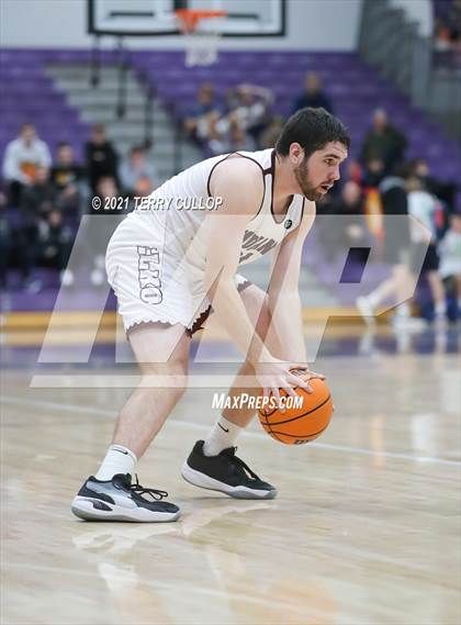 Thumbnail 1 in Kearns vs. Elko (Riverton Holiday Tournament) photogallery.
