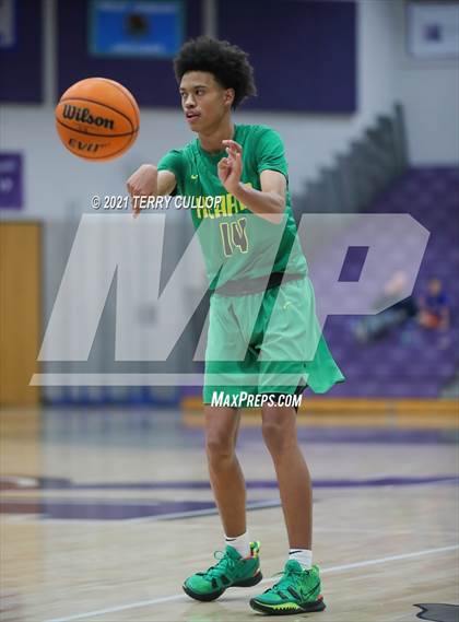 Thumbnail 1 in Kearns vs. Elko (Riverton Holiday Tournament) photogallery.