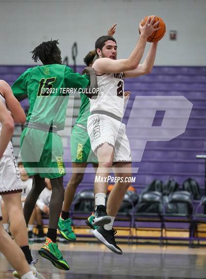 Thumbnail 3 in Kearns vs. Elko (Riverton Holiday Tournament) photogallery.