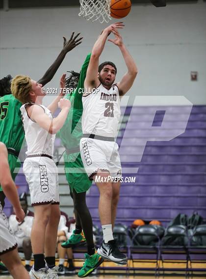 Thumbnail 2 in Kearns vs. Elko (Riverton Holiday Tournament) photogallery.