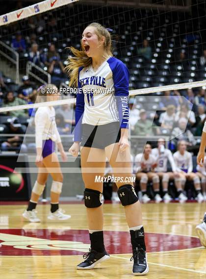 Thumbnail 2 in Beckville vs. Thrall (UIL Volleyball 2A Finals)  photogallery.