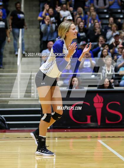 Thumbnail 2 in Beckville vs. Thrall (UIL Volleyball 2A Finals)  photogallery.