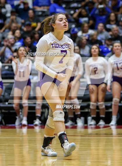 Thumbnail 1 in Beckville vs. Thrall (UIL Volleyball 2A Finals)  photogallery.
