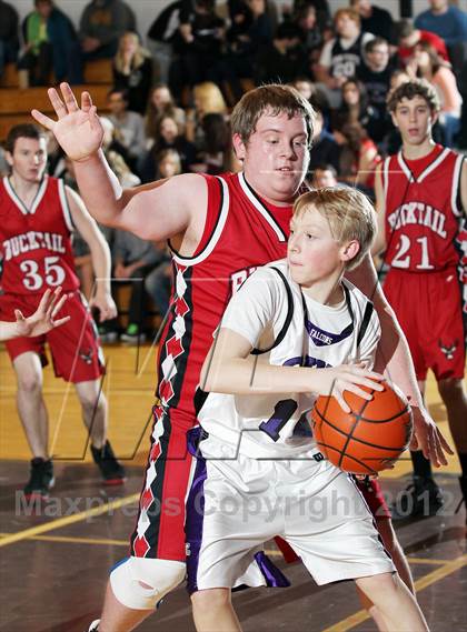 Thumbnail 2 in Bucktail JV @ Coudersport photogallery.