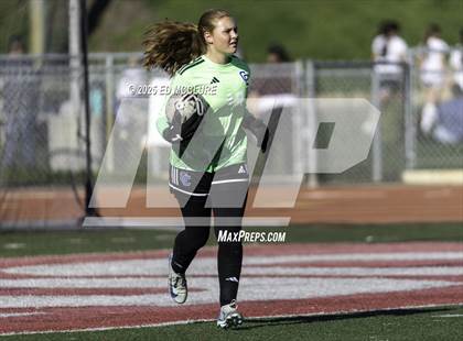 Thumbnail 3 in FR: Redondo Union vs Culver City photogallery.