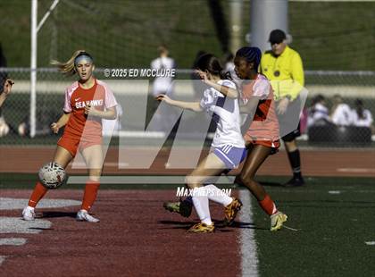 Thumbnail 1 in FR: Redondo Union vs Culver City photogallery.