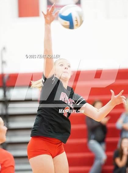 Thumbnail 2 in Anchor Bay @ Romeo (District Final) photogallery.