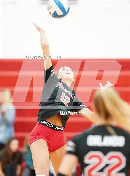 Thumbnail 2 in Anchor Bay @ Romeo (District Final) photogallery.