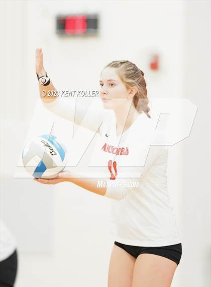 Thumbnail 1 in Anchor Bay @ Romeo (District Final) photogallery.
