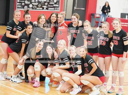 Thumbnail 2 in Anchor Bay @ Romeo (District Final) photogallery.