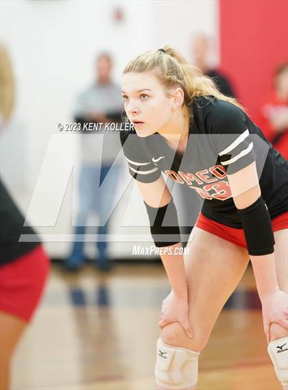 Thumbnail 2 in Anchor Bay @ Romeo (District Final) photogallery.