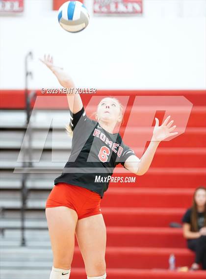 Thumbnail 3 in Anchor Bay @ Romeo (District Final) photogallery.