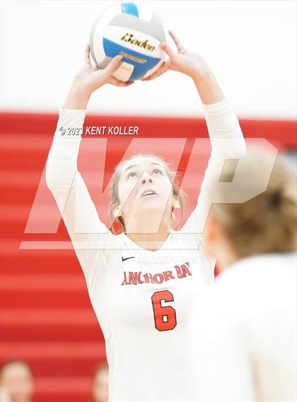 Thumbnail 1 in Anchor Bay @ Romeo (District Final) photogallery.