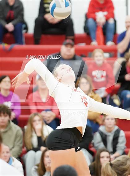 Thumbnail 3 in Anchor Bay @ Romeo (District Final) photogallery.