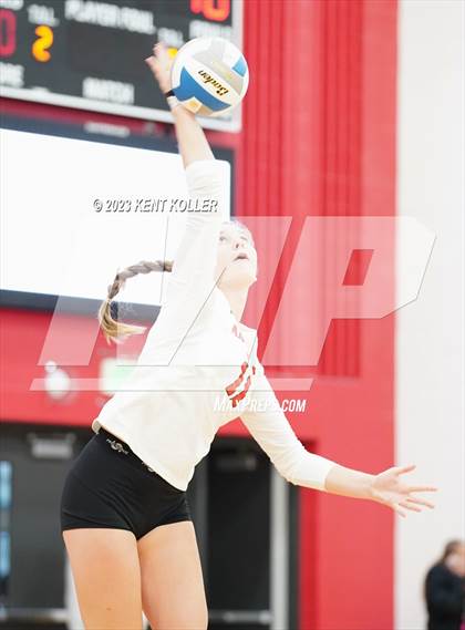 Thumbnail 3 in Anchor Bay @ Romeo (District Final) photogallery.