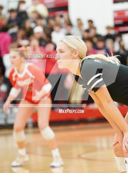 Thumbnail 1 in Anchor Bay @ Romeo (District Final) photogallery.