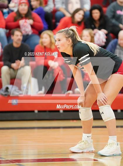 Thumbnail 3 in Anchor Bay @ Romeo (District Final) photogallery.