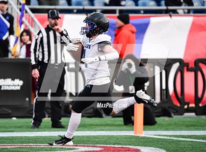 Thumbnail 2 in West Boylston vs Randolph (MIAA Division 8 Final) photogallery.
