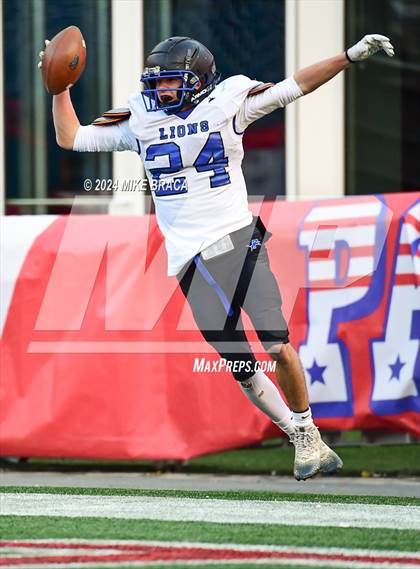 Thumbnail 1 in West Boylston vs Randolph (MIAA Division 8 Final) photogallery.