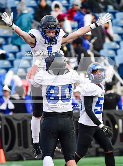 Thumbnail 3 in West Boylston vs Randolph (MIAA Division 8 Final) photogallery.