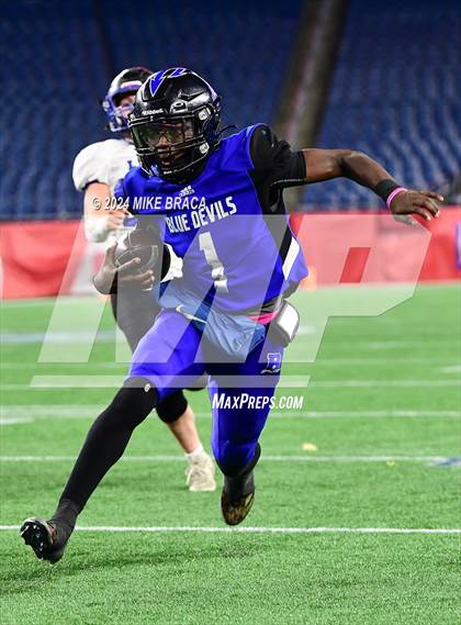 Thumbnail 1 in West Boylston vs Randolph (MIAA Division 8 Final) photogallery.