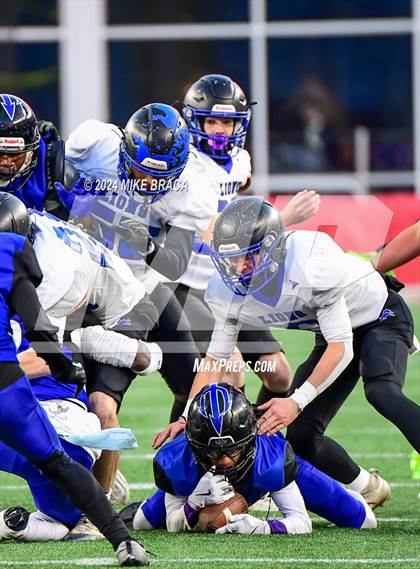 Thumbnail 3 in West Boylston vs Randolph (MIAA Division 8 Final) photogallery.