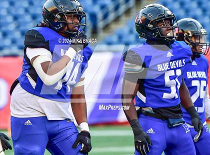 Thumbnail 2 in West Boylston vs Randolph (MIAA Division 8 Final) photogallery.