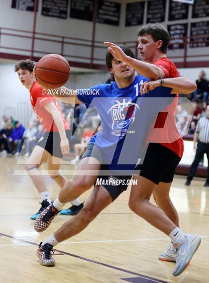 Thumbnail 3 in Big 30 All Star Classic PA vs NY photogallery.