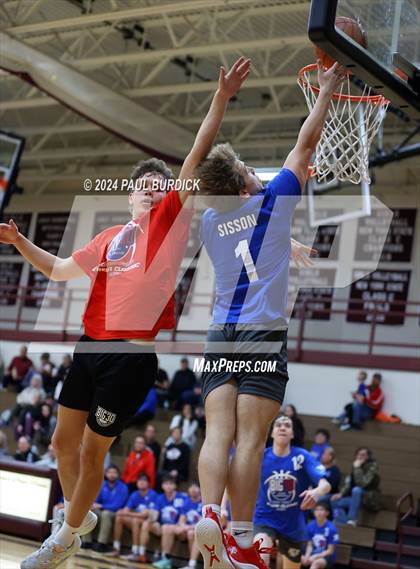 Thumbnail 3 in Big 30 All Star Classic PA vs NY photogallery.
