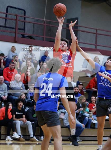 Thumbnail 1 in Big 30 All Star Classic PA vs NY photogallery.
