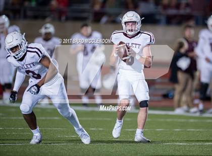 Thumbnail 2 in Rowlett vs Coppell (UIL 6A Bi-District Playoff) photogallery.