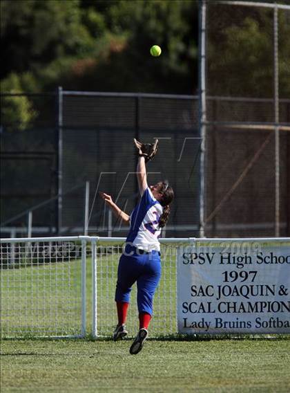 Thumbnail 2 in  Justin-Siena @ St. Patrick/St. Vincent (CIF NCS D4 Playoffs) photogallery.
