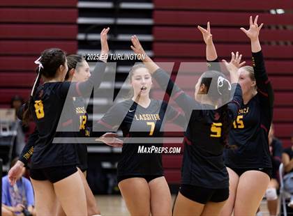 Thumbnail 3 in Lassiter vs. Sprayberry photogallery.