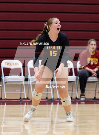 Thumbnail 1 in Lassiter vs. Sprayberry photogallery.