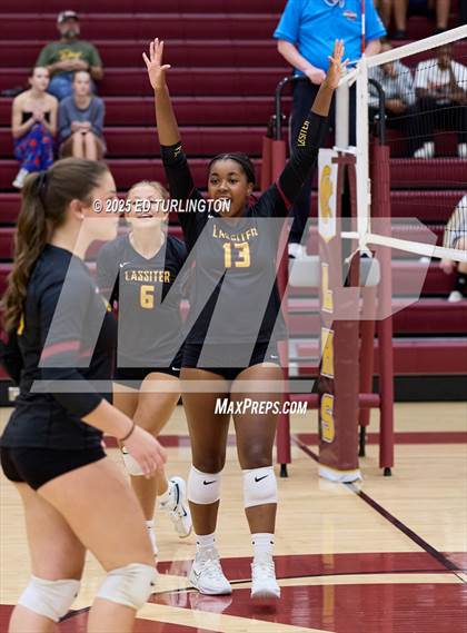 Thumbnail 3 in Lassiter vs. Sprayberry photogallery.