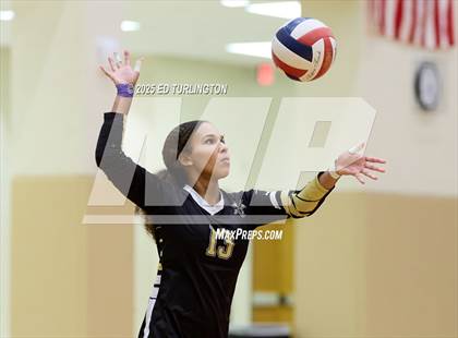 Thumbnail 3 in Lassiter vs. Sprayberry photogallery.