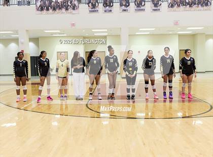 Thumbnail 3 in Lassiter vs. Sprayberry photogallery.