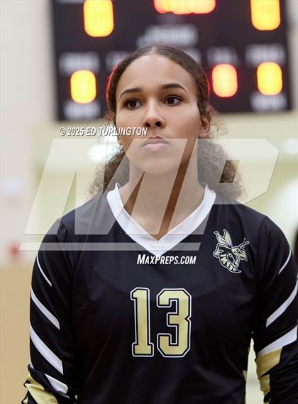 Thumbnail 1 in Lassiter vs. Sprayberry photogallery.
