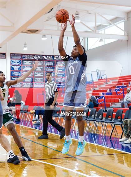 Thumbnail 3 in Holy Cross Vs St Joseph (The Preview HS Showcase) photogallery.